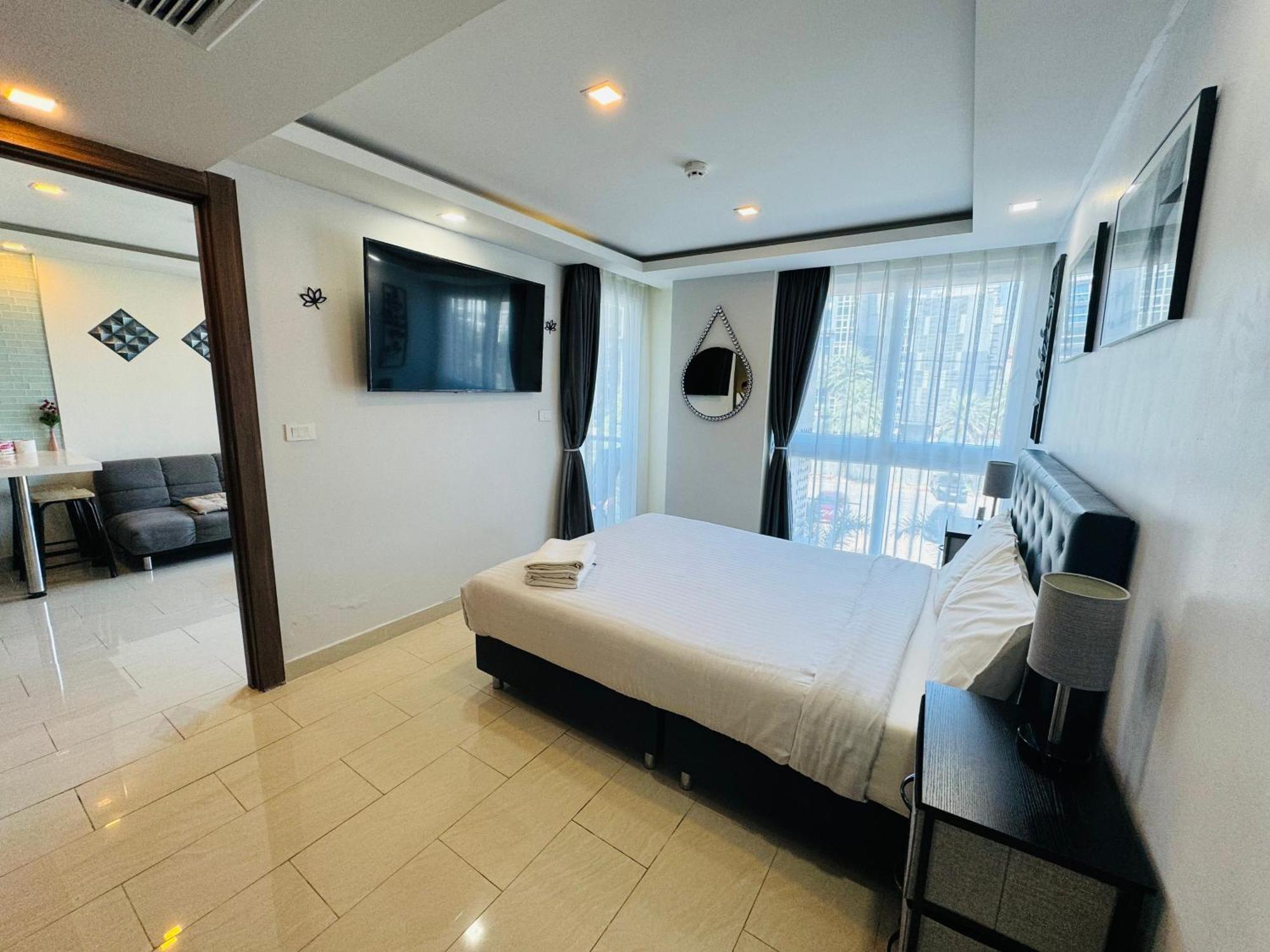 Grand Avenue Conde Pattaya Apartment ภายนอก รูปภาพ