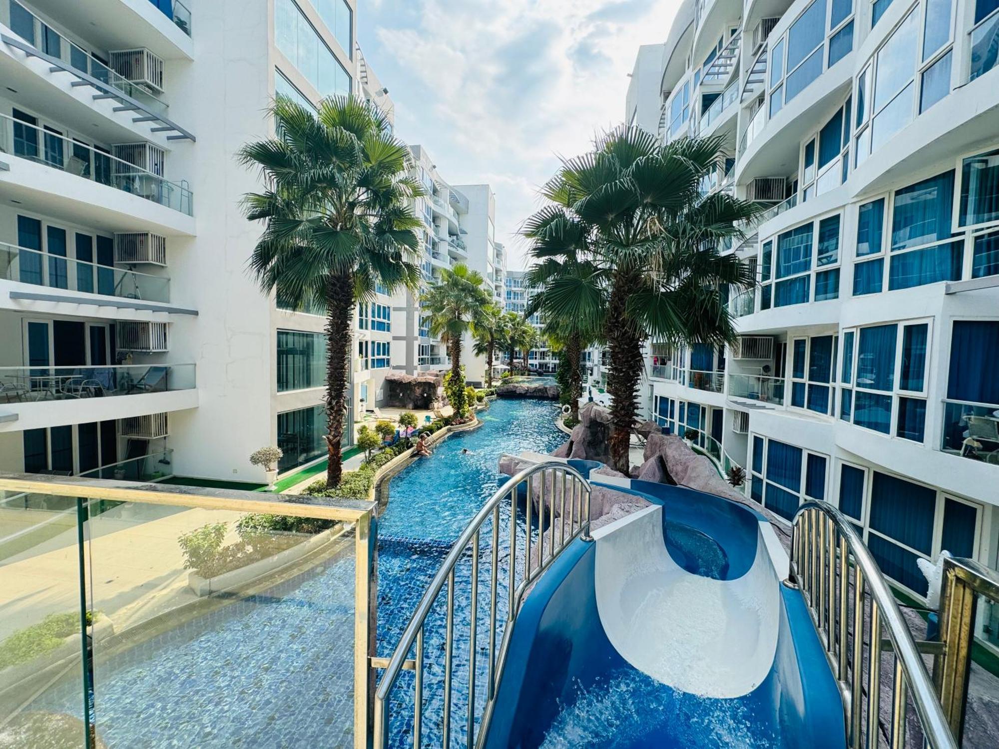 Grand Avenue Conde Pattaya Apartment ภายนอก รูปภาพ